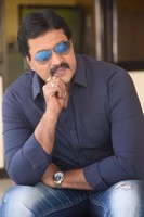 Sunil 2 Countries Interview Stills